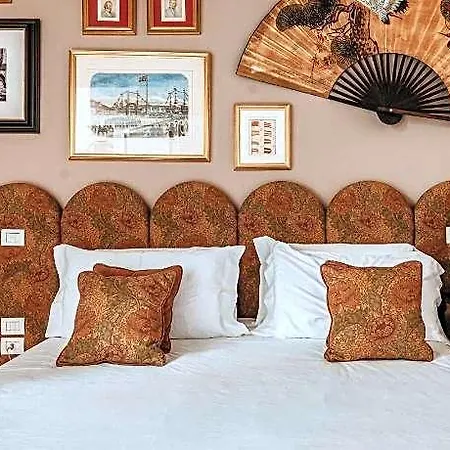 Casa de hóspedes Palazzo Flora 4*