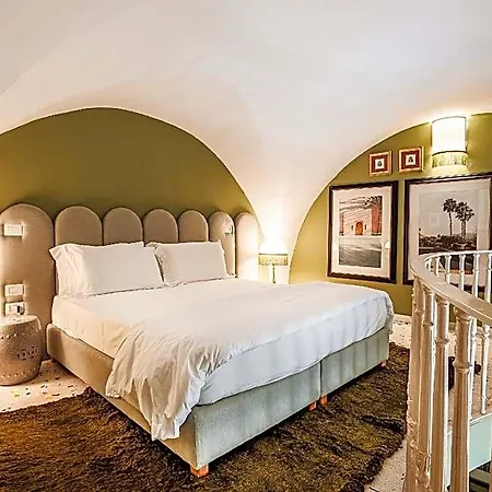 Palazzo Flora Πανσιόν 4*
